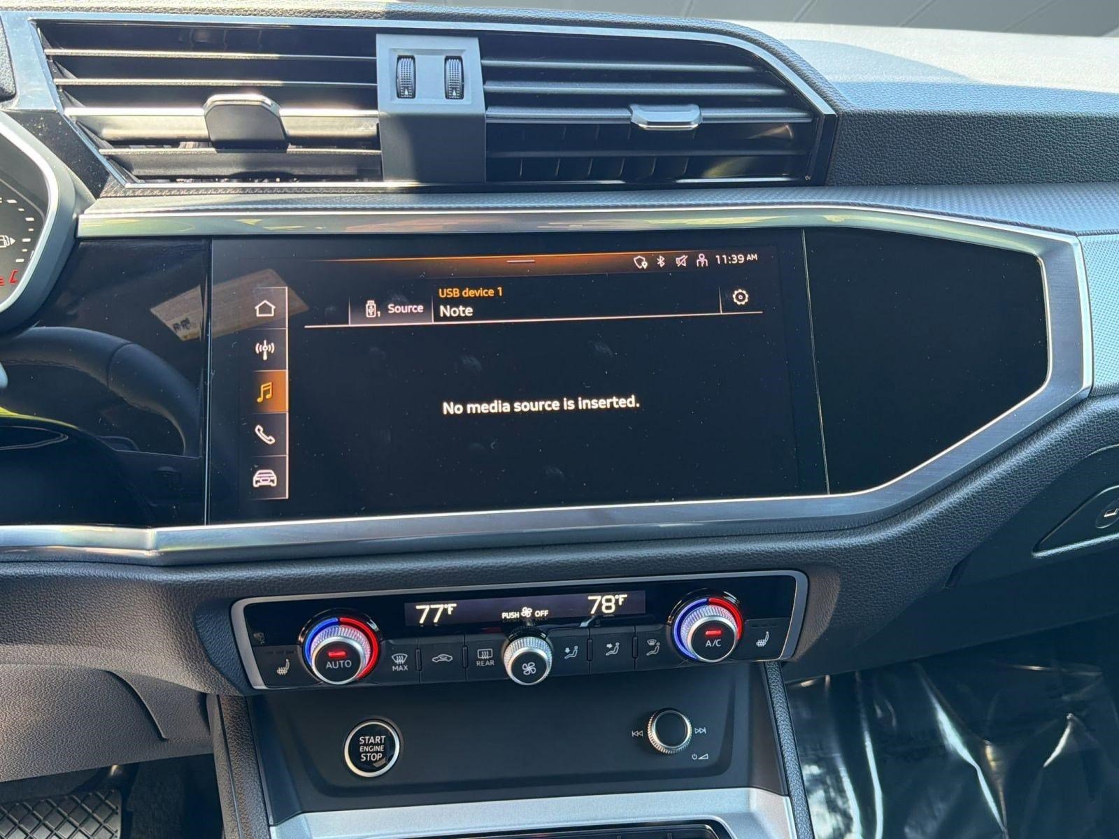 Used 2025 Audi Q3 2.0T Premium w/ Convenience Package AWD/4WD image 23