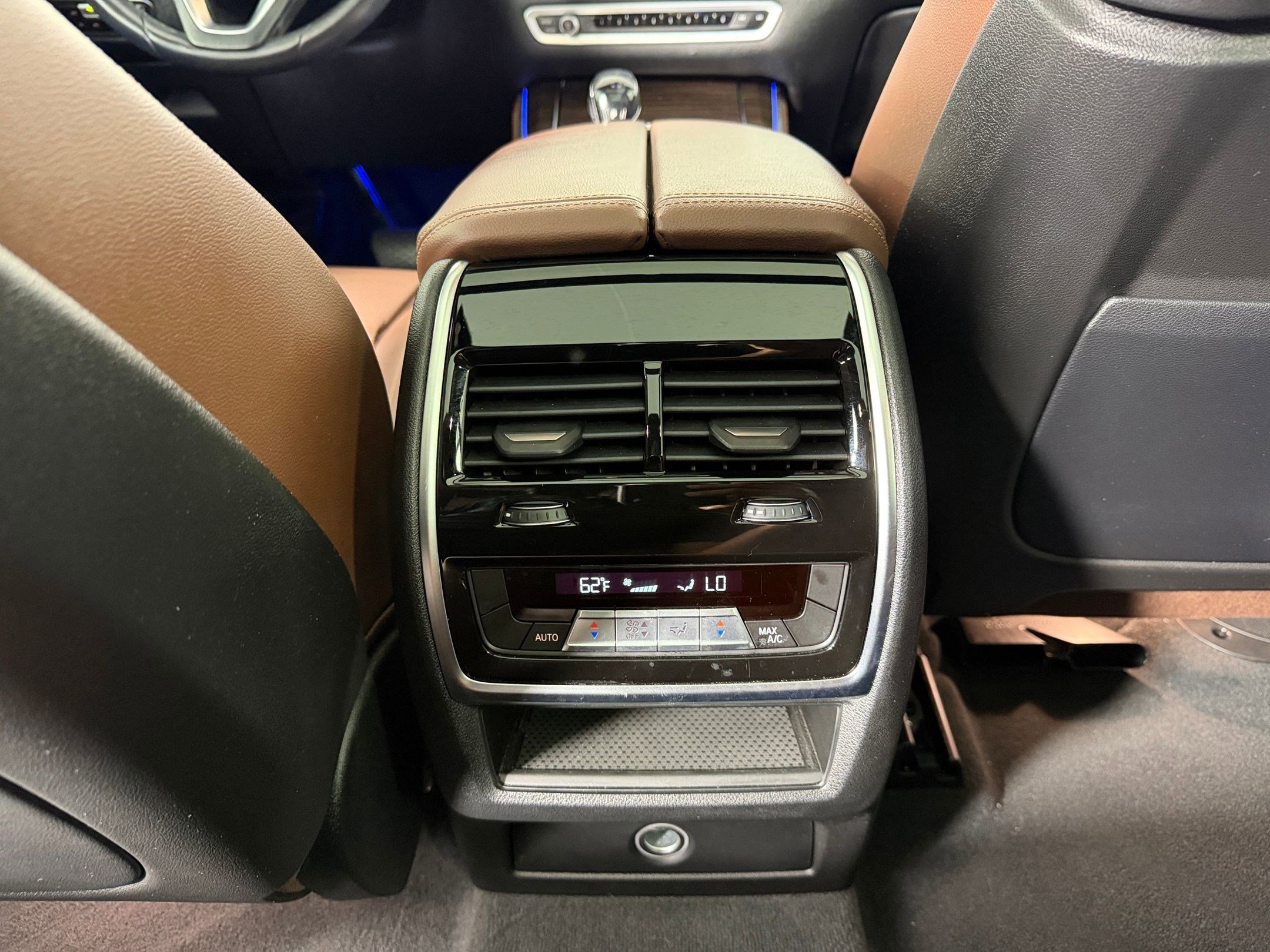 Used 2020 BMW X5 xDrive40i w/ Executive Package image 30