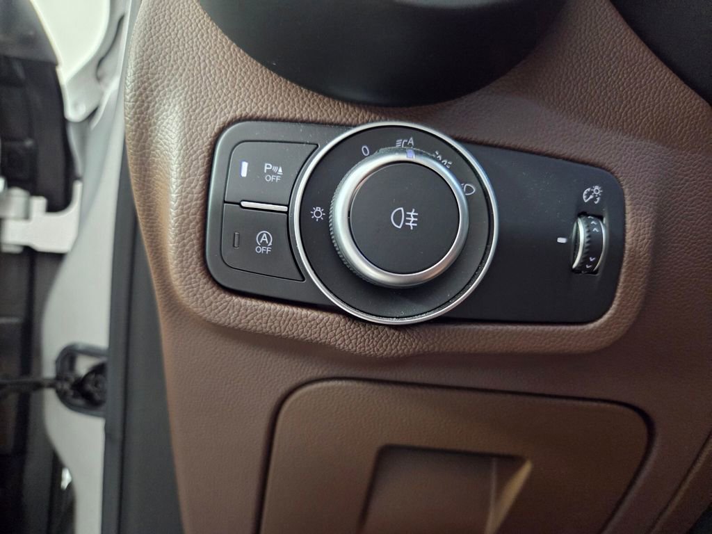 Used 2019 Alfa Romeo Stelvio Ti Sport w/ Quick Order Package 22S Sport image 20