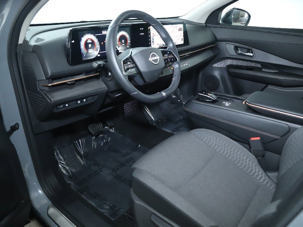 Used 2023 Nissan Ariya FWD image 17