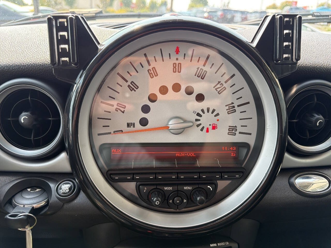 Used 2013 MINI Cooper Clubman FWD image 28