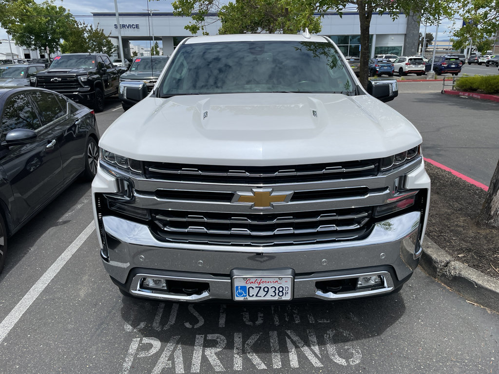 Used 2021 Chevrolet Silverado 1500 LTZ w/ LTZ Premium Package AWD/4WD image 2