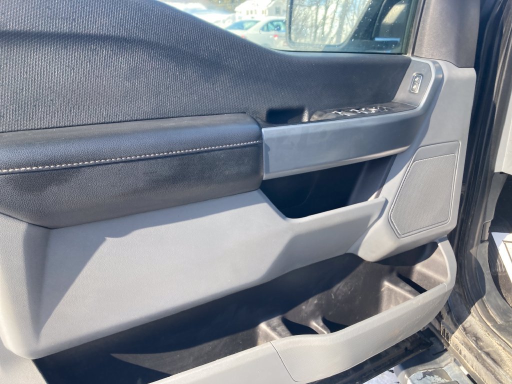 Used 2022 Ford F150 XLT w/ XTR Package AWD/4WD image 13