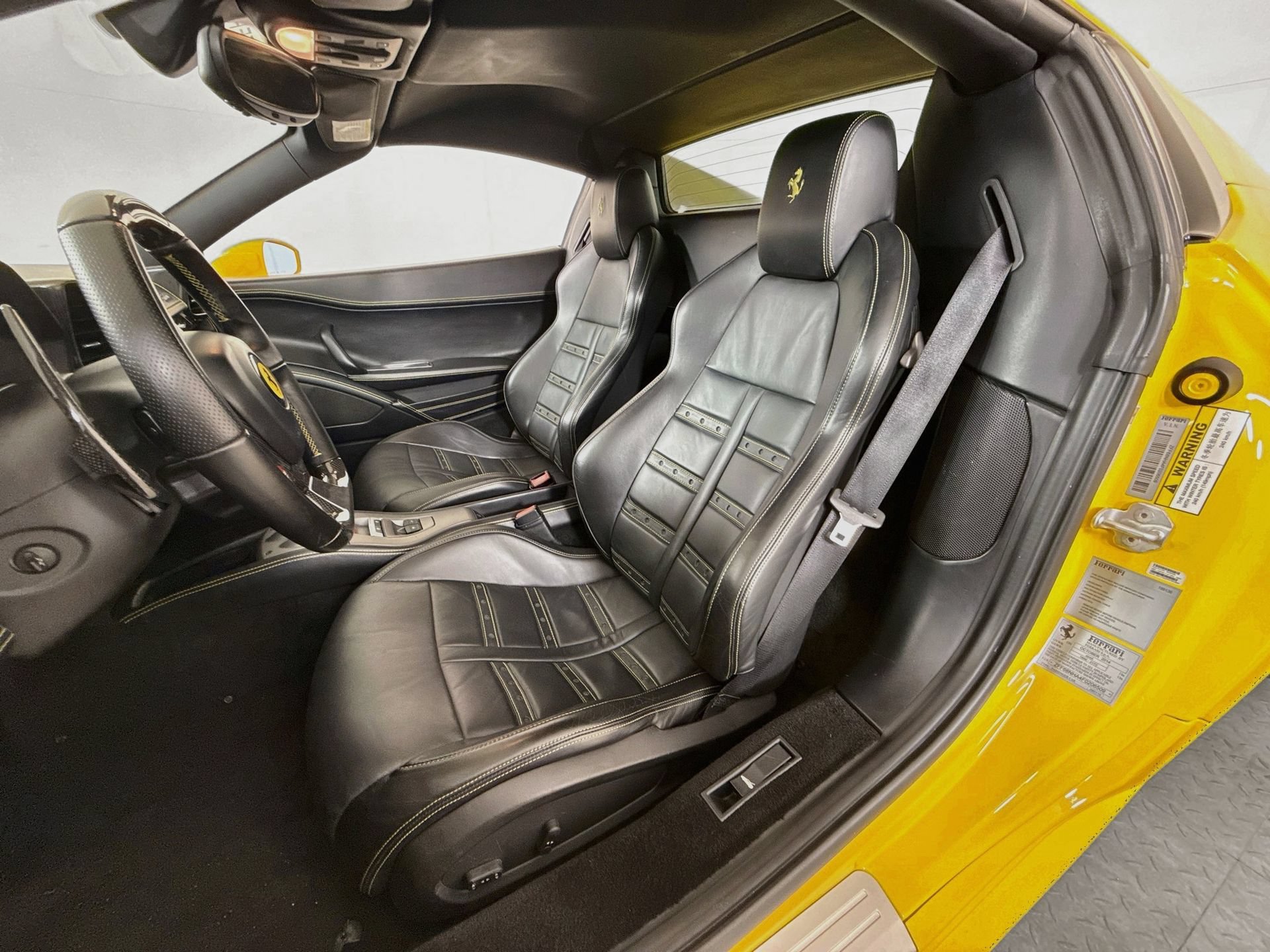 Certified 2015 Ferrari 458 Spider RWD image 9