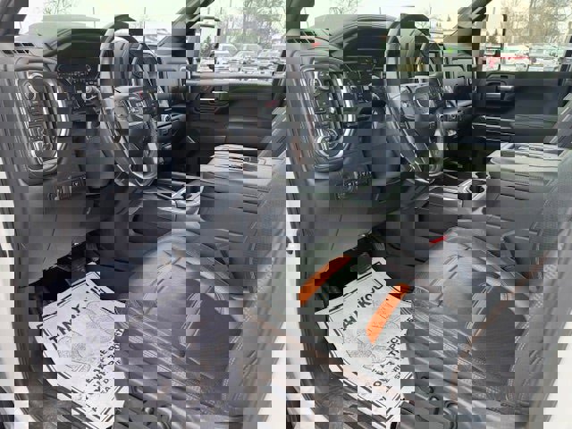 Used 2021 GMC Sierra 2500 AT4 w/ AT4 Premium Plus Package image 14