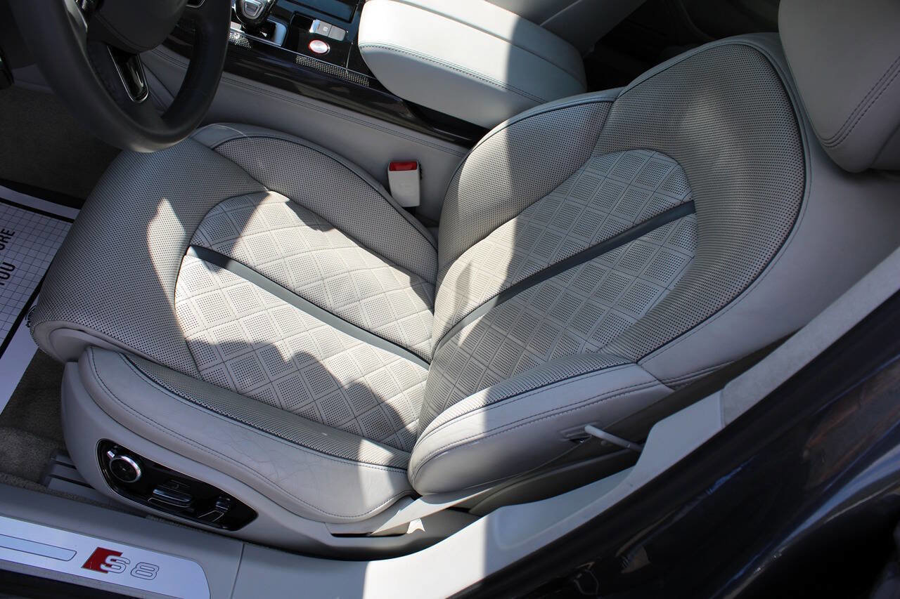 Used 2013 Audi S8 w/ Full Leather Pkg image 18