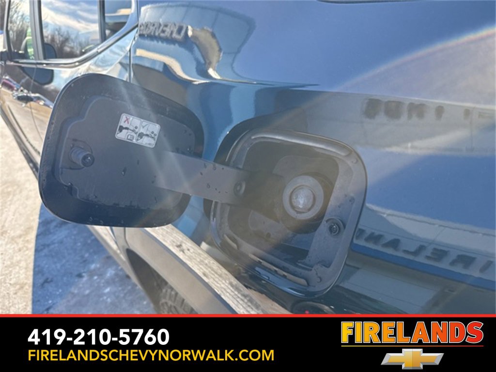 New 2025 Chevrolet Equinox ACTIV w/ Safety and Technology Package image 17