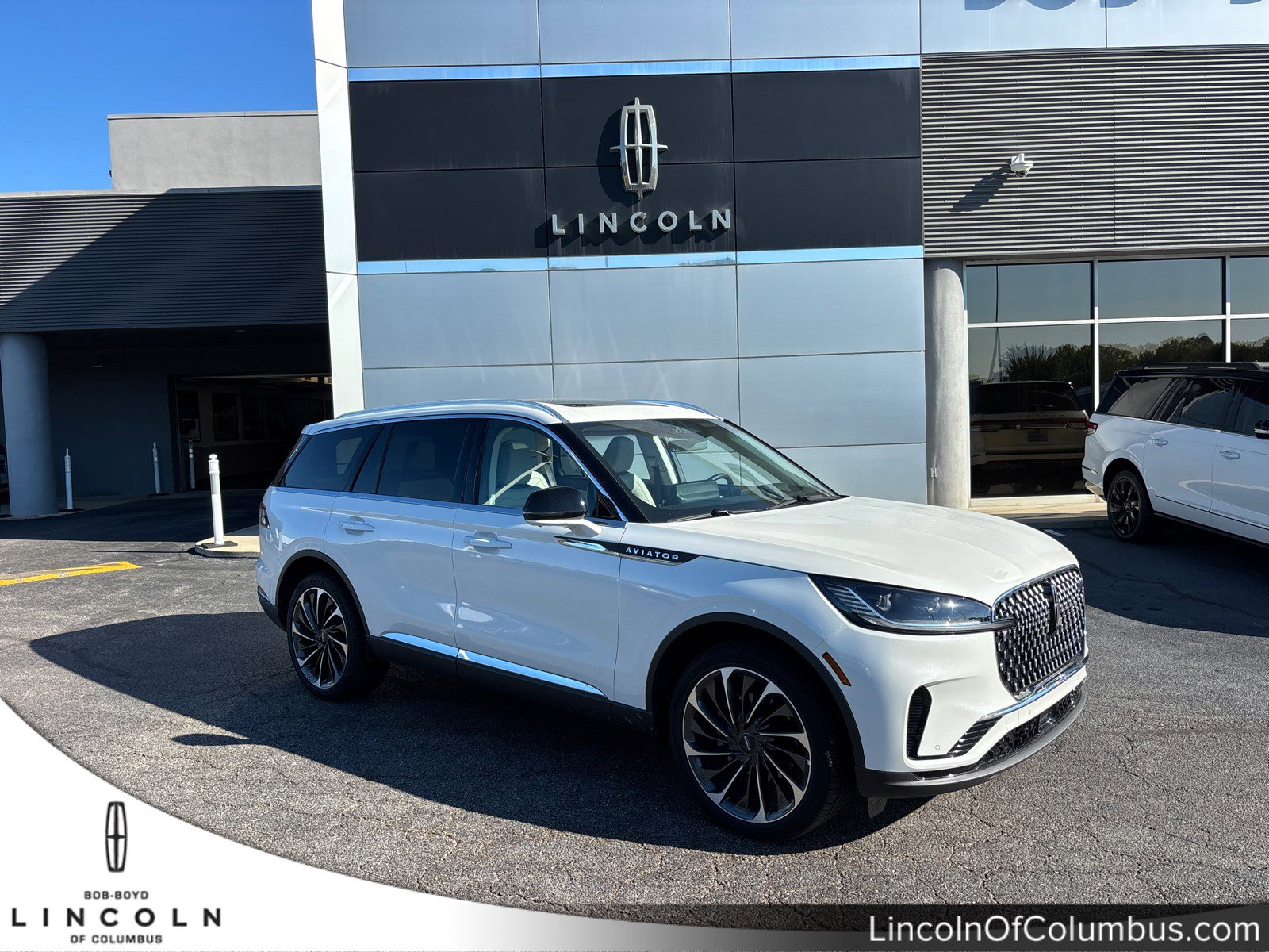 New 2025 Lincoln Aviator Reserve w/ Illumination Package
