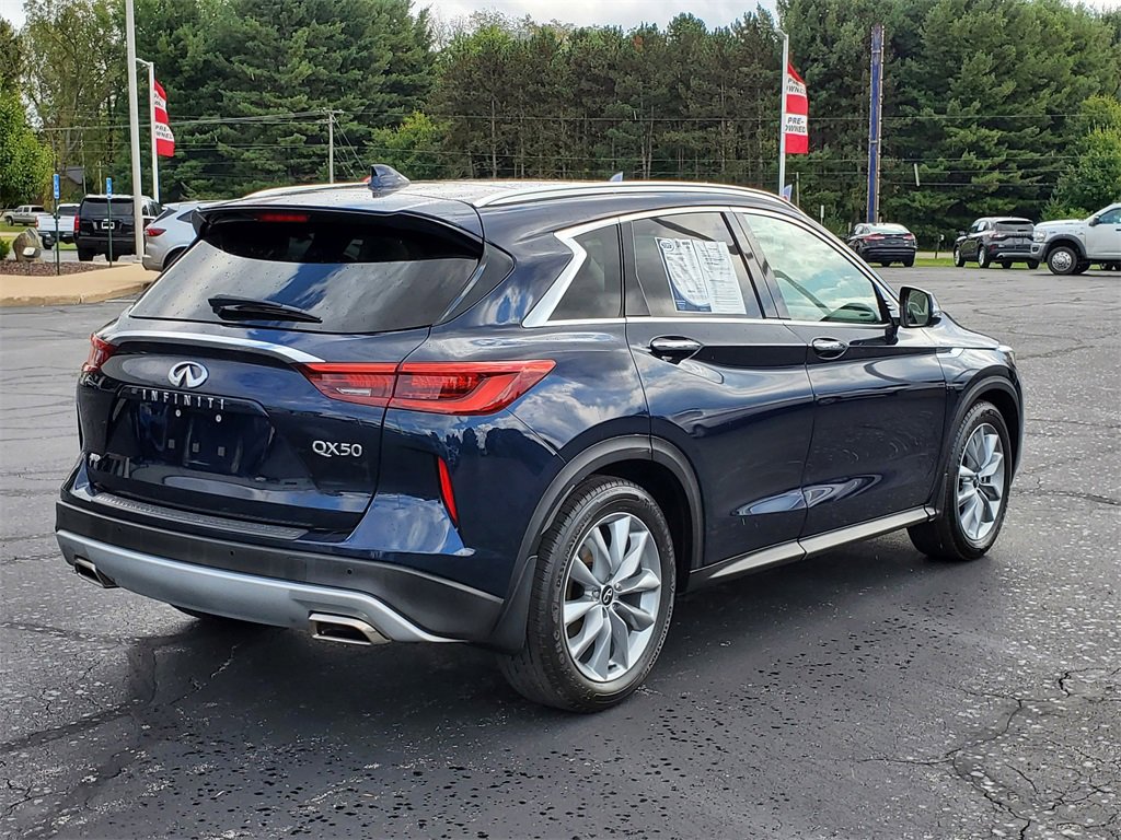 Used 2021 INFINITI QX50 Essential w/ Convenience Package image 5
