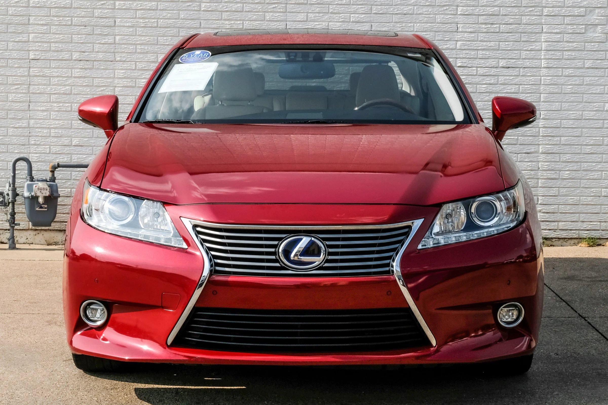 Used 2014 Lexus ES 300h w/ Luxury Package w/Bamboo Trim FWD image 5
