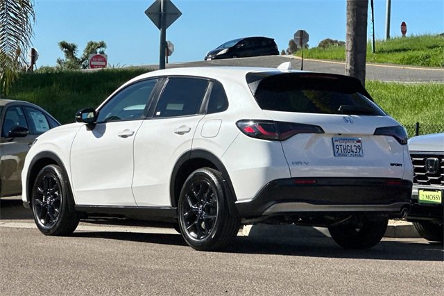 Used 2025 Honda HR-V Sport image 8