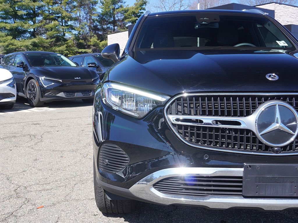 Used 2023 Mercedes-Benz GLC 300 4MATIC image 13