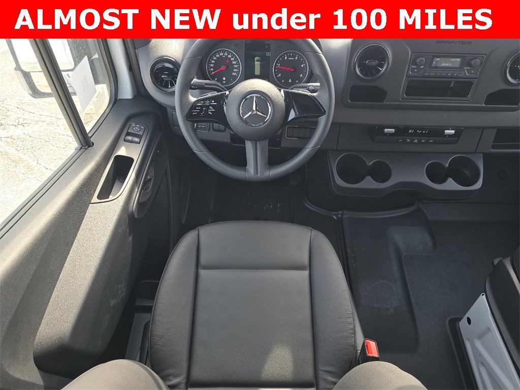 Used 2025 Mercedes-Benz Sprinter 2500 image 20