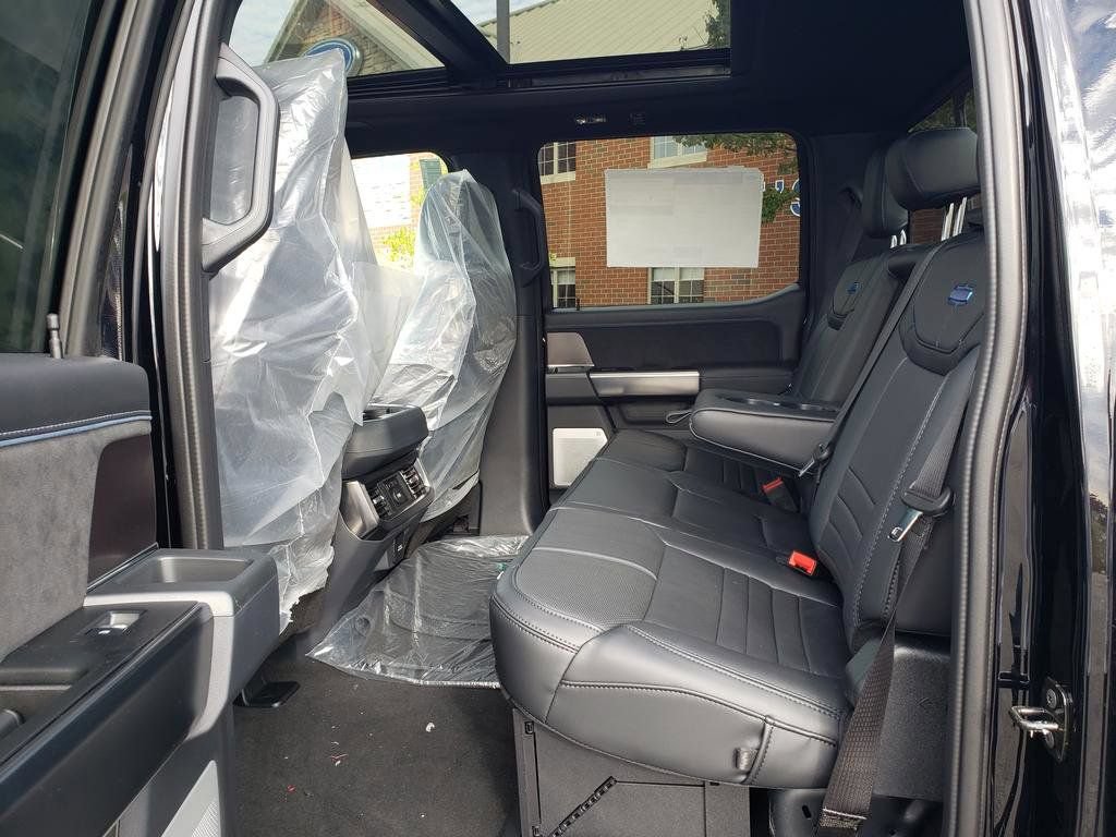 New 2026 Ford F250 Platinum AWD/4WD image 13