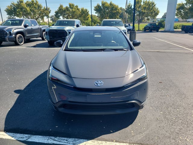 New 2026 Toyota Prius LE image 2