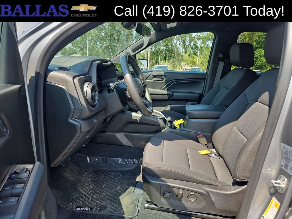 Certified 2024 Chevrolet Colorado Trail Boss w/ Advanced Trailering Package AWD/4WD image 9