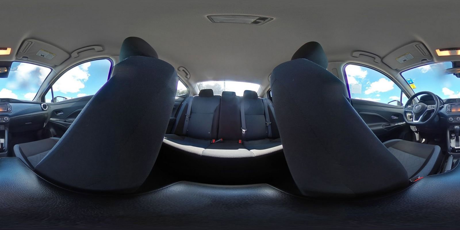 Used 2025 Nissan Versa SV image 40