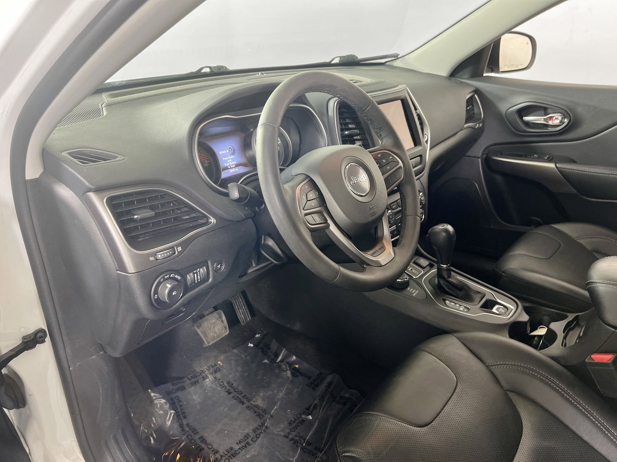 Used 2022 Jeep Cherokee Latitude Lux AWD/4WD image 9