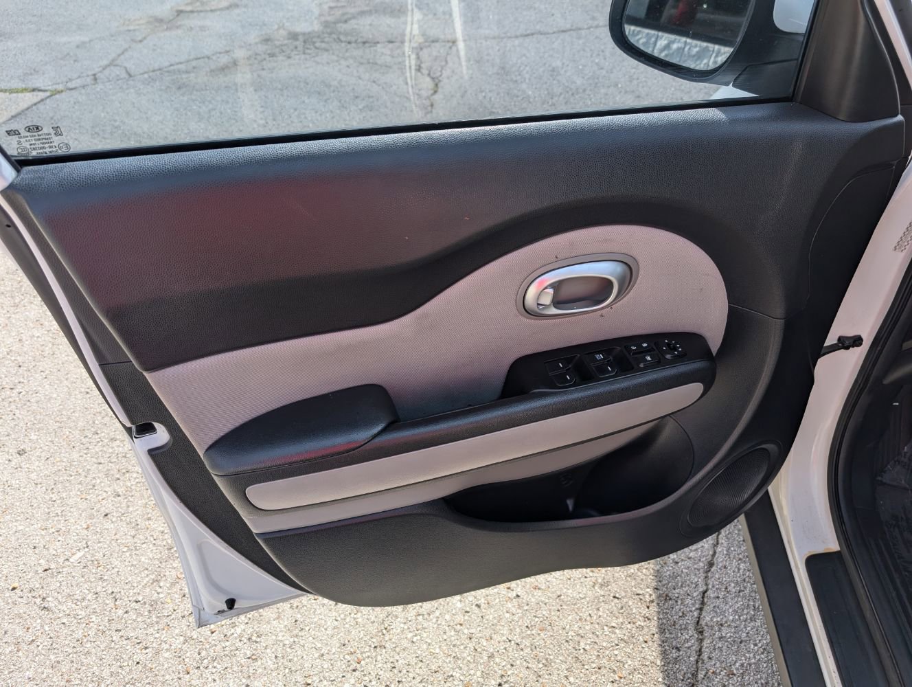 Used 2016 Kia Soul image 11