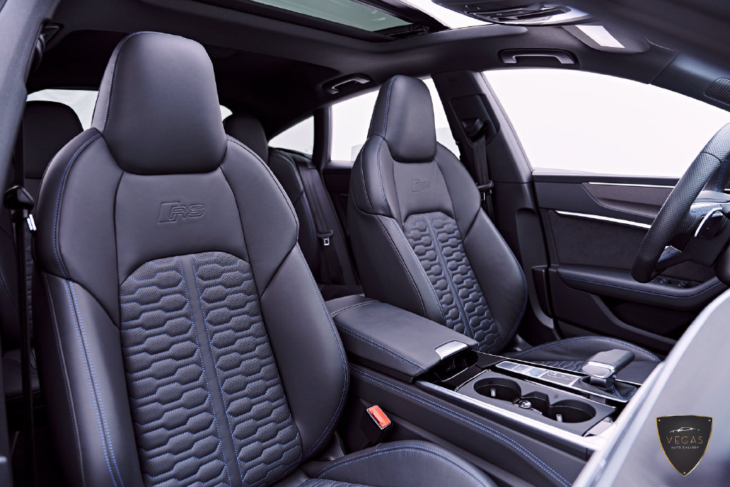 Used 2025 Audi RS 7 Performance AWD/4WD image 59
