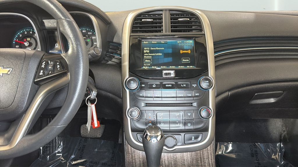 Used 2015 Chevrolet Malibu LT w/ Power Convenience Package FWD image 15