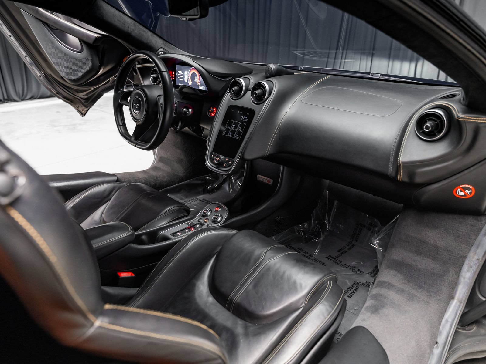 Used 2016 McLaren 570S Coupe RWD image 55