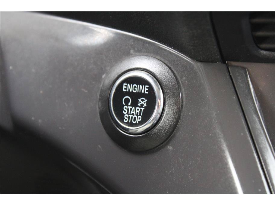 Used 2014 Ford Escape Titanium w/ Equipment Group 401A AWD/4WD image 23
