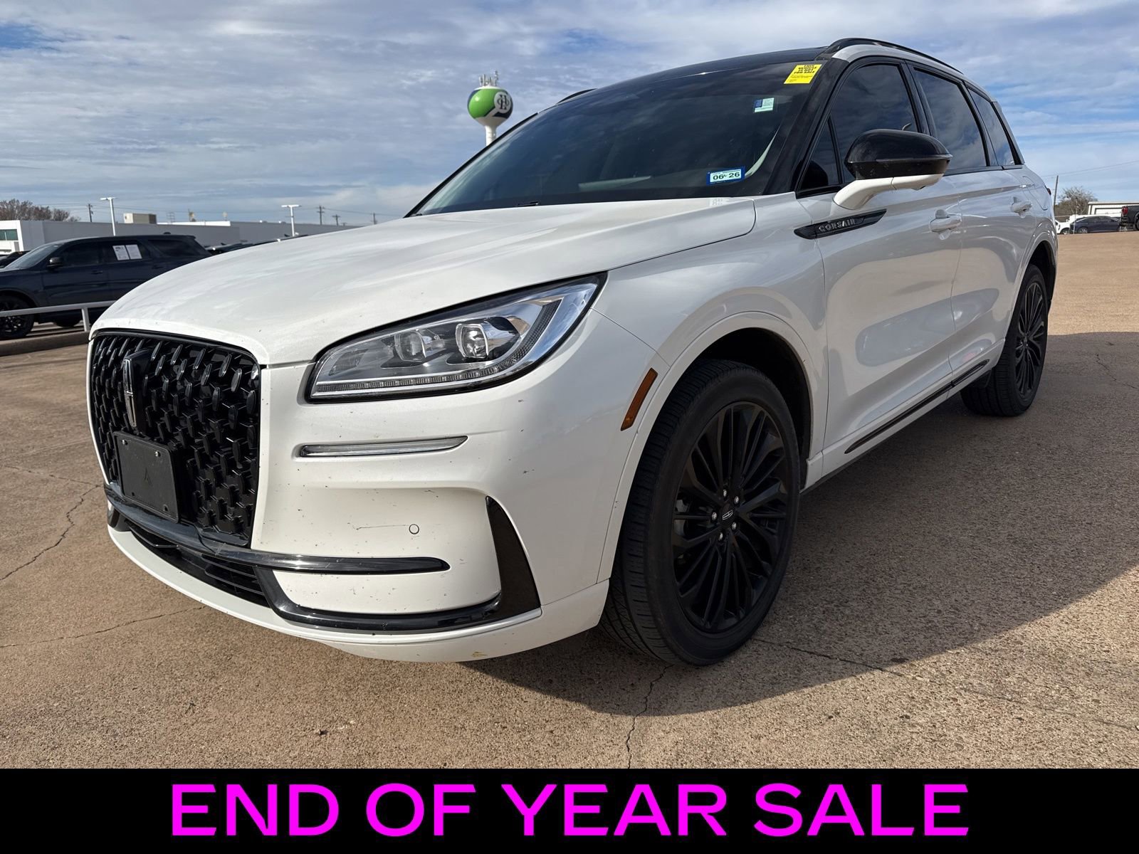 Used 2023 Lincoln Corsair Reserve w/ Equipment Group 201A image 3