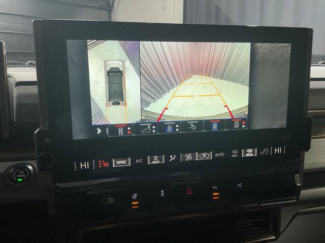 Used 2024 GMC Hummer EV 2X w/ LPO, Illumination Package AWD/4WD image 26