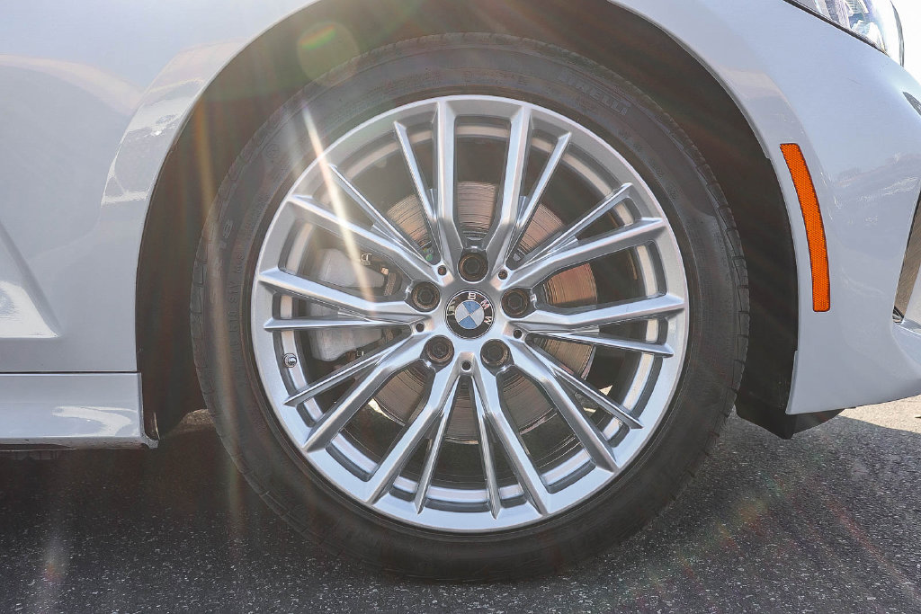 Certified 2023 BMW 330i Sedan w/ Driving Assistance Package RWD image 9