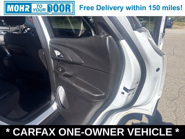 Used 2022 Chevrolet TrailBlazer LT w/ Convenience Package FWD image 16