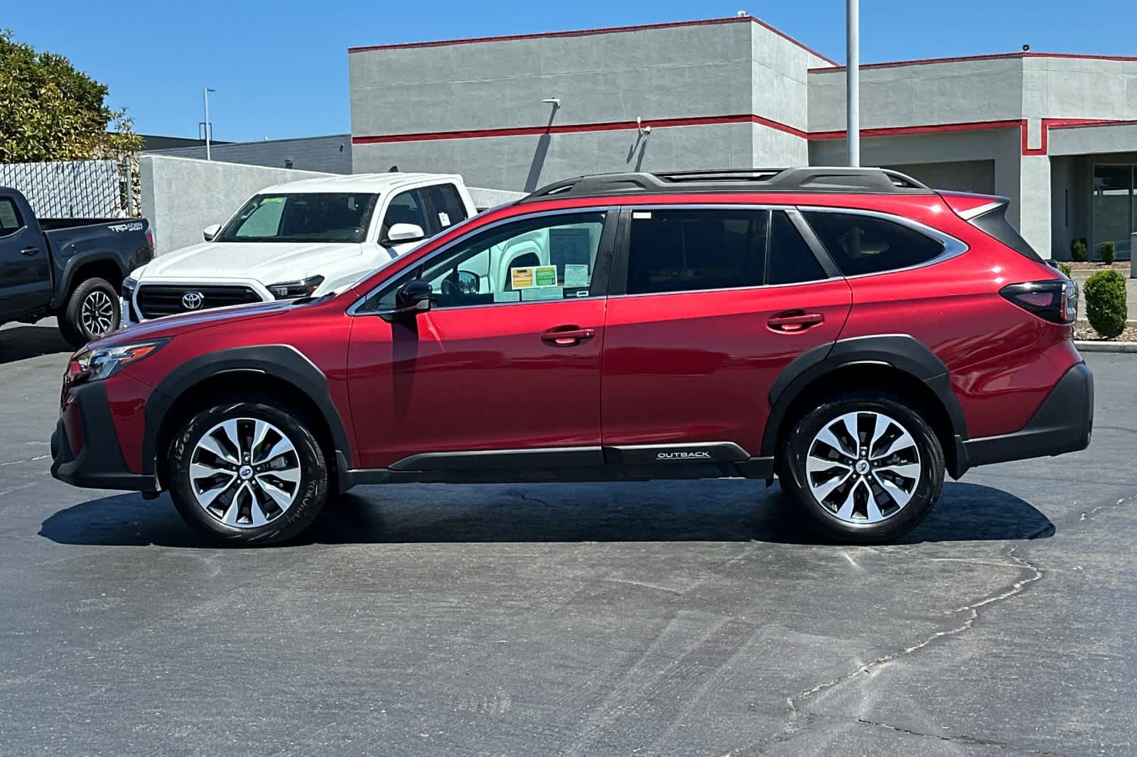 Used 2024 Subaru Outback Limited AWD/4WD image 9