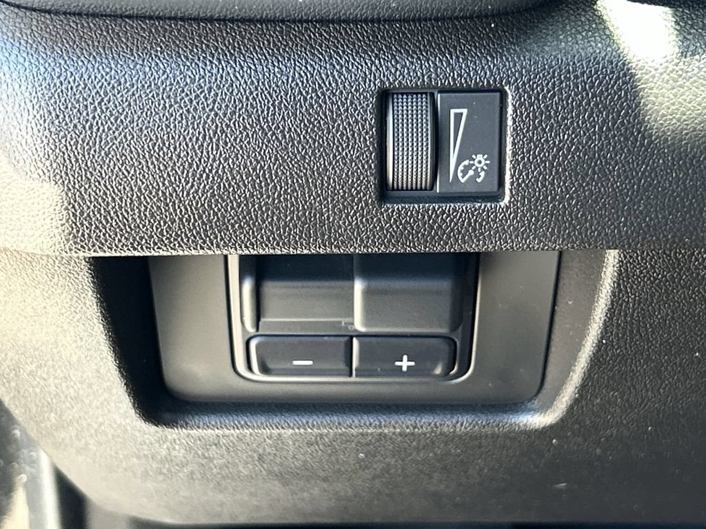 Used 2024 GMC Canyon Elevation RWD image 18