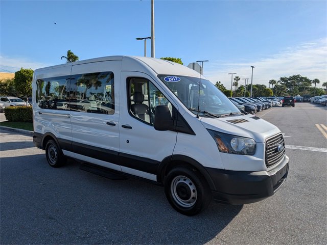 Used 2017 Ford Transit 350 XL image 2