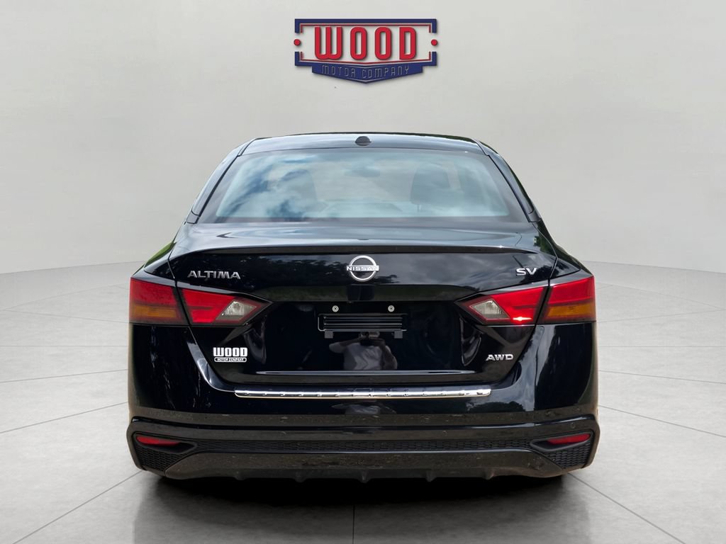 Used 2023 Nissan Altima 2.5 SV AWD/4WD image 3