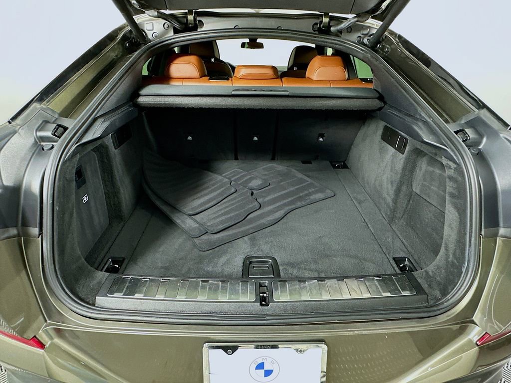 Certified 2023 BMW X6 xDrive40i w/ M Sport Package image 27