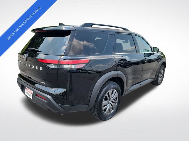 Used 2025 Nissan Pathfinder SV AWD/4WD image 5