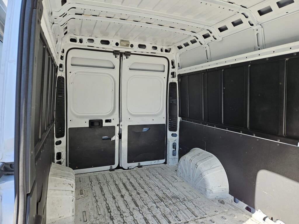 Used 2023 RAM ProMaster 2500 FWD image 13