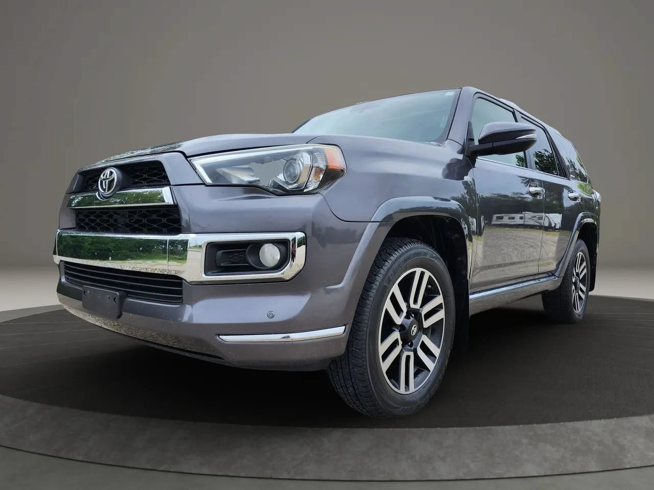 Used 2016 Toyota 4Runner Limited AWD/4WD image 9