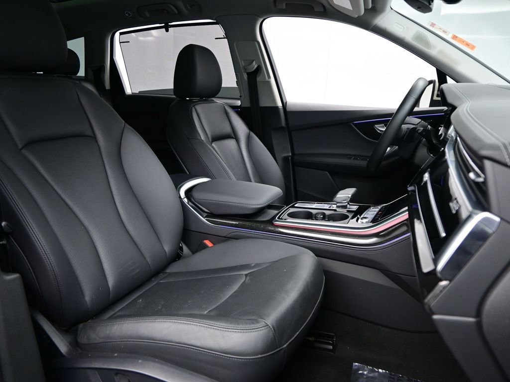 Used 2023 Audi Q7 3.0T Prestige w/ Prestige Package image 11