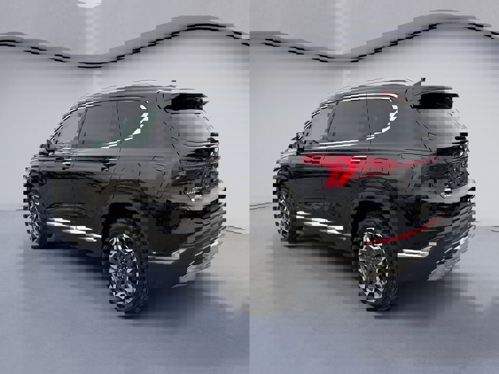 Used 2023 Hyundai Santa Fe SEL Premium image 3