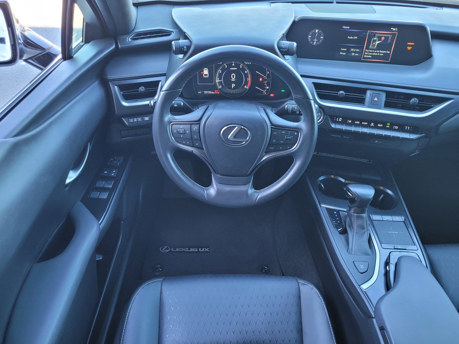 Certified 2022 Lexus UX 200 w/ Accessory Package (Z2) FWD image 12