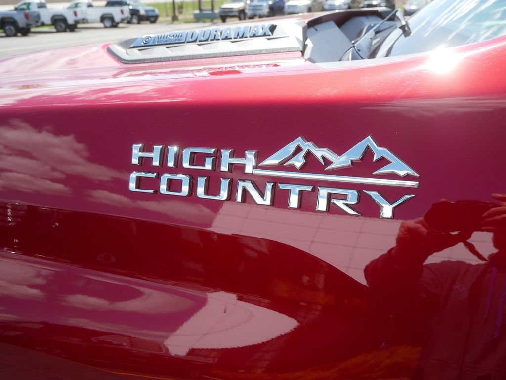 Used 2024 Chevrolet Silverado 3500 High Country w/ High Country Premium Package AWD/4WD image 15