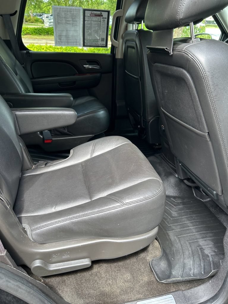 Used 2013 Chevrolet Tahoe LTZ AWD/4WD image 23