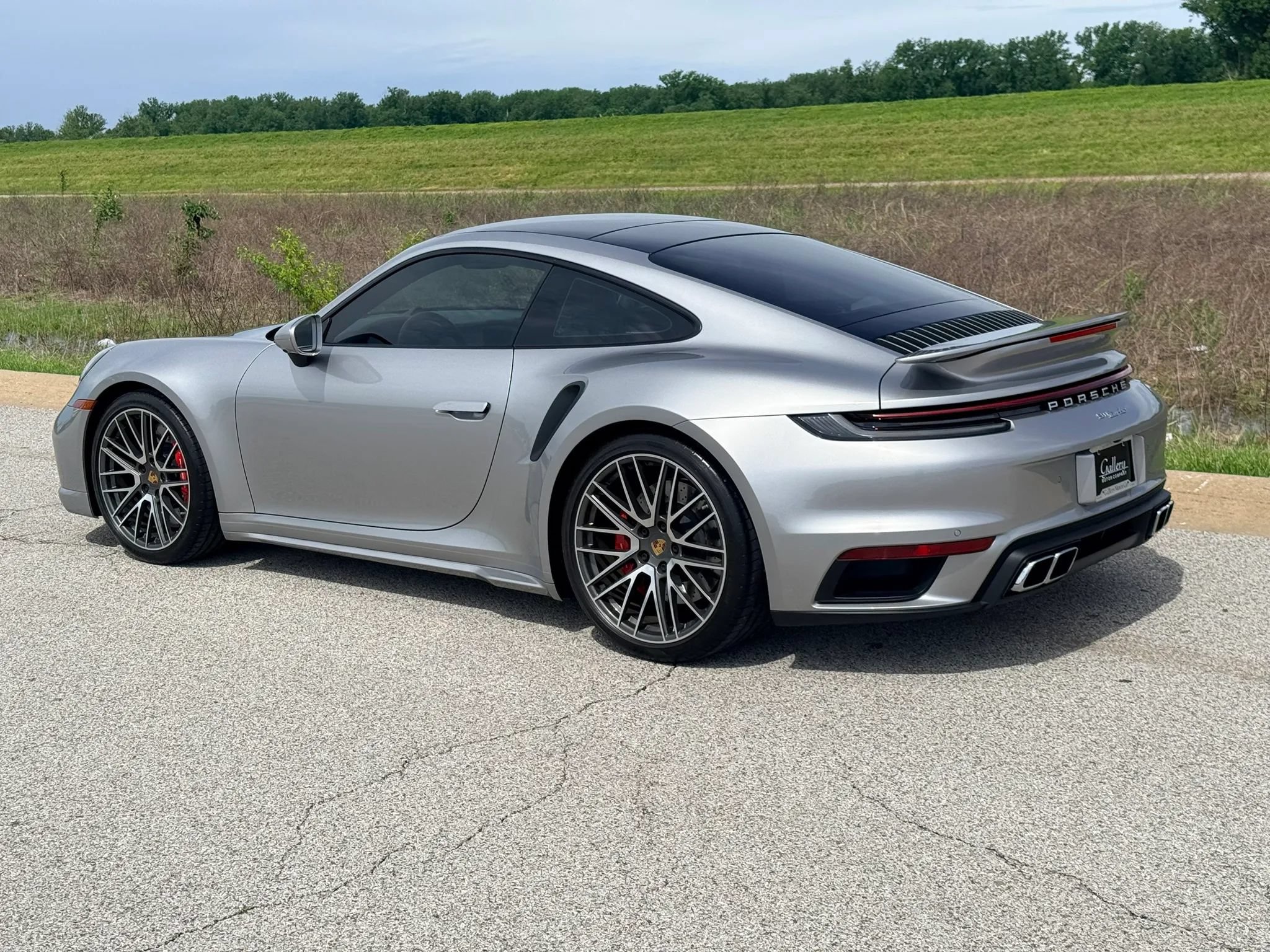 Used 2021 Porsche 911 GT3 RS AWD/4WD image 12