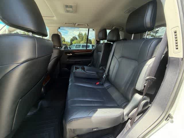 Used 2019 Lexus LX 570 4WD w/ Luxury Package image 23