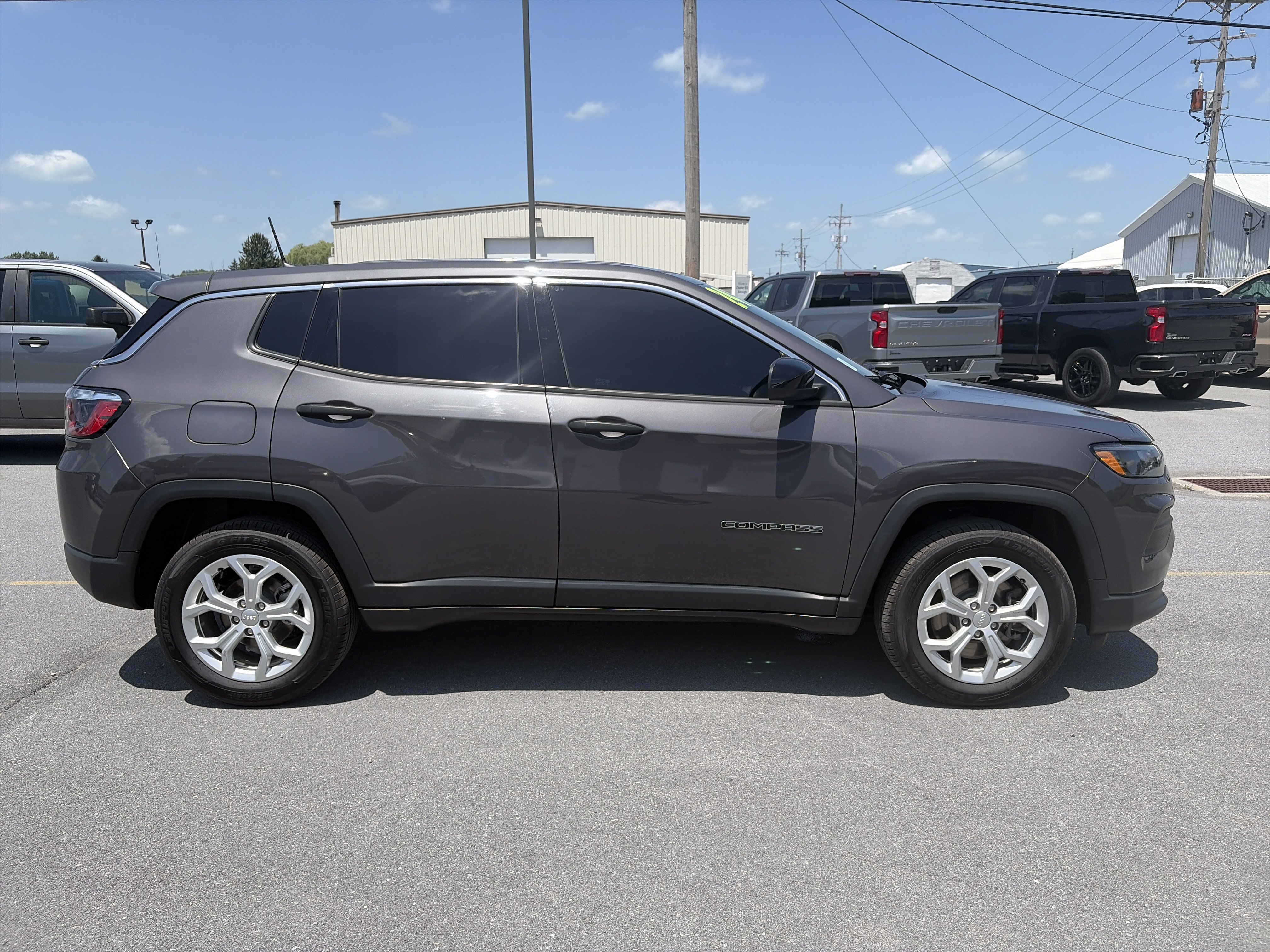 Used 2024 Jeep Compass Sport AWD/4WD image 12