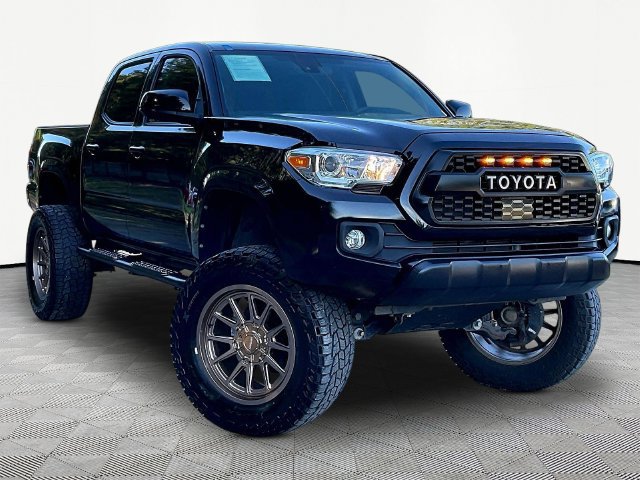 Used 2022 Toyota Tacoma SR w/ SR Convenience Package RWD image 3