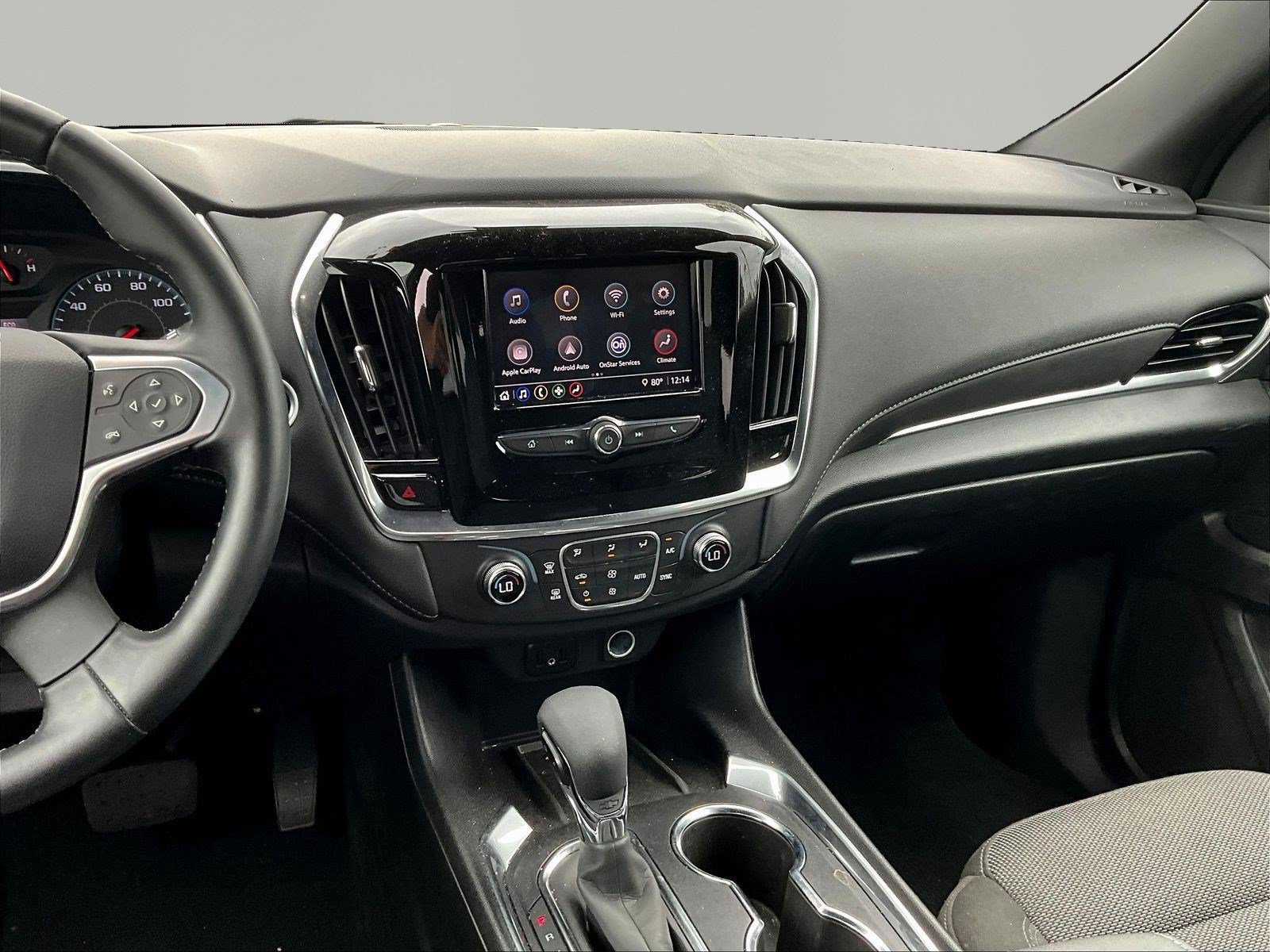 Used 2023 Chevrolet Traverse LT FWD image 9