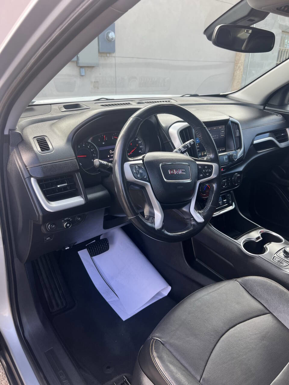 Used 2020 GMC Terrain SLT w/ Preferred Package image 8